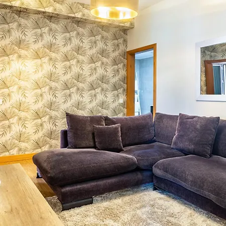 Apartment Se Catedral Two Bedroom 2